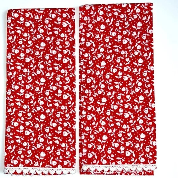 Set of 2 Pioneer Woman Spring Floral Collection Red Kitchen Towels - Picture 1 of 4